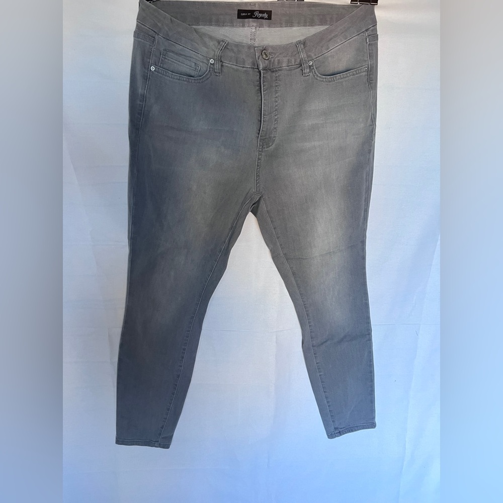 Royalty For Me Light Gray Jeans 14W